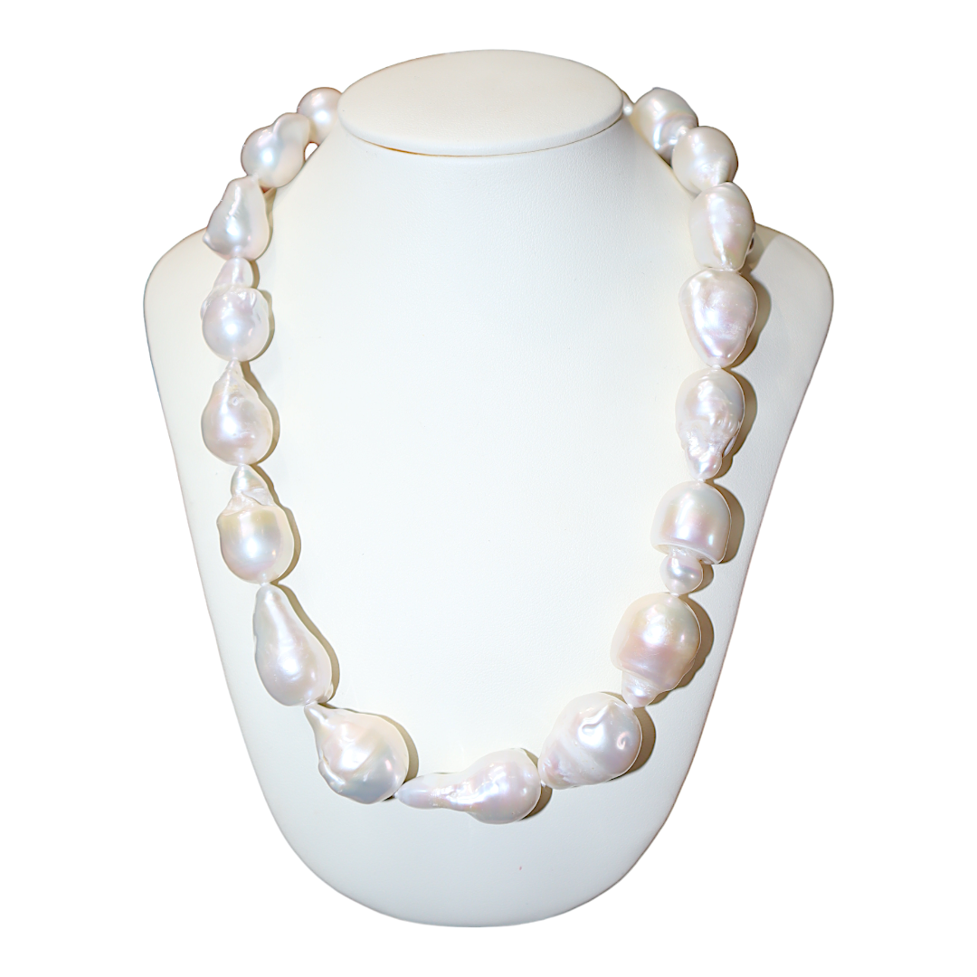 Freshwater Pearls Baroque Collier