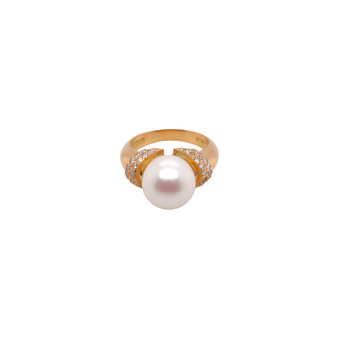 Akoya Pearl & Diamond